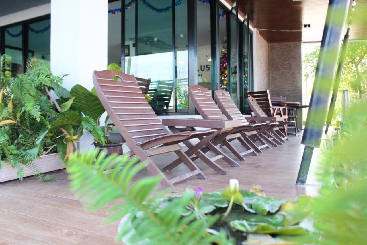 Plus Hotel Лей Экстерьер фото