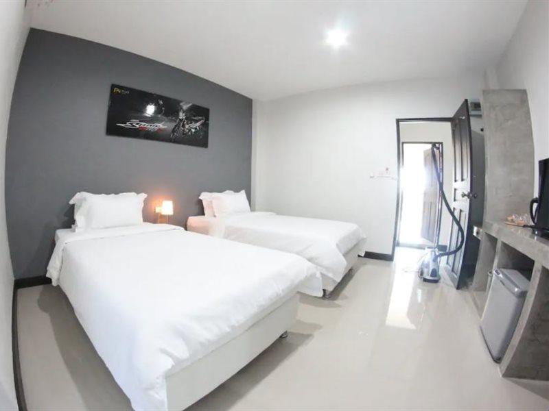 Plus Hotel Лей Экстерьер фото